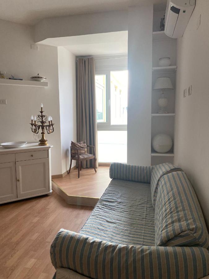 Sky And Sea Apartment กาญารี ภายนอก รูปภาพ
